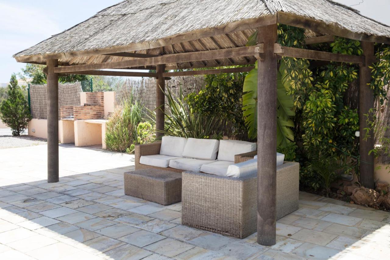 Villa Tom Is Near To Playa Den Bossa Sant Jordi de ses Salines Екстериор снимка
